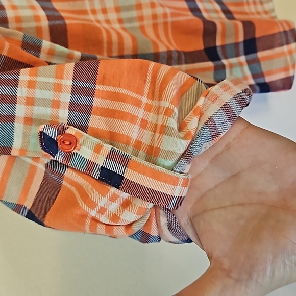 French Laundry women's roll tab sleeve Plaid Blouse Size LP large petite EUC - Picture 2 of 4